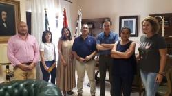 El Ayuntamiento de Almendralejo acuerda con Apamex fomentar la accesibilidad y el empleo