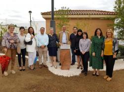 El alcalde y el consejero de Sanidad inauguran el Parque del Recuerdo