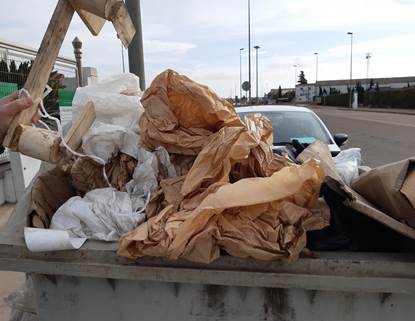 El Ayuntamiento recuerda que corresponde a las empresas la retirada y gestión de los residuos industriales