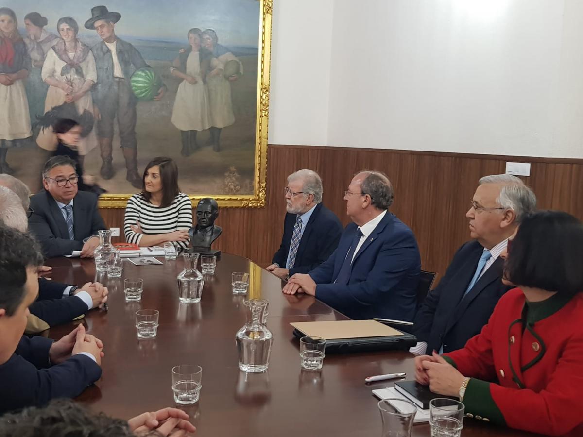 La Fundación Muñoz Torrero se reúne en Almendralejo para fallar el Premio Nacional sobre Valores Democráticos y Constitucionales