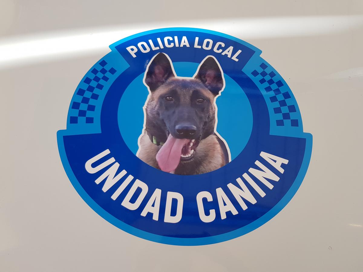 La Unidad Canina formada por Cohete y Kay refuerzan la plantilla de la Policía Local