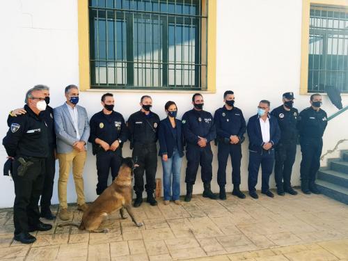 El alcalde inaugura el curso de perros detectores de drogas con policías locales llegados de toda España
