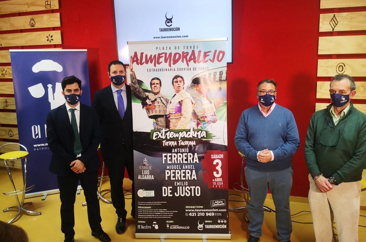 Almendralejo acoge el primer festejo taurino de la temporada en Extremadura
