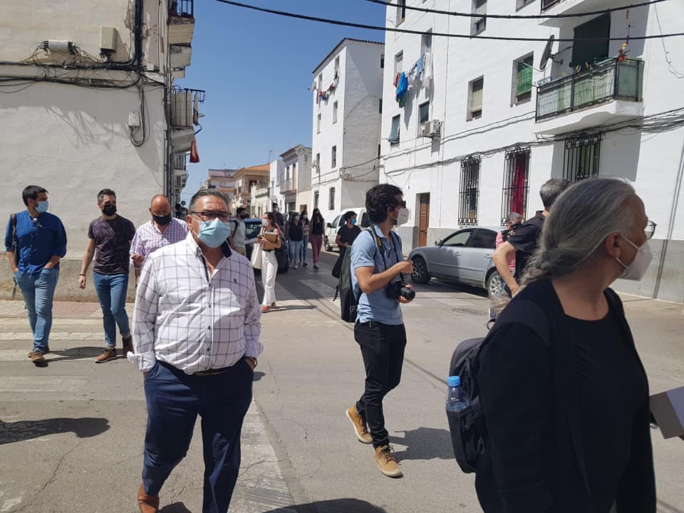 Profesionales de la arquitectura visitan el barrio de San José de Almendralejo con el objetivo de plantear propuestas de regeneración urbana a través de un concurso europeo
