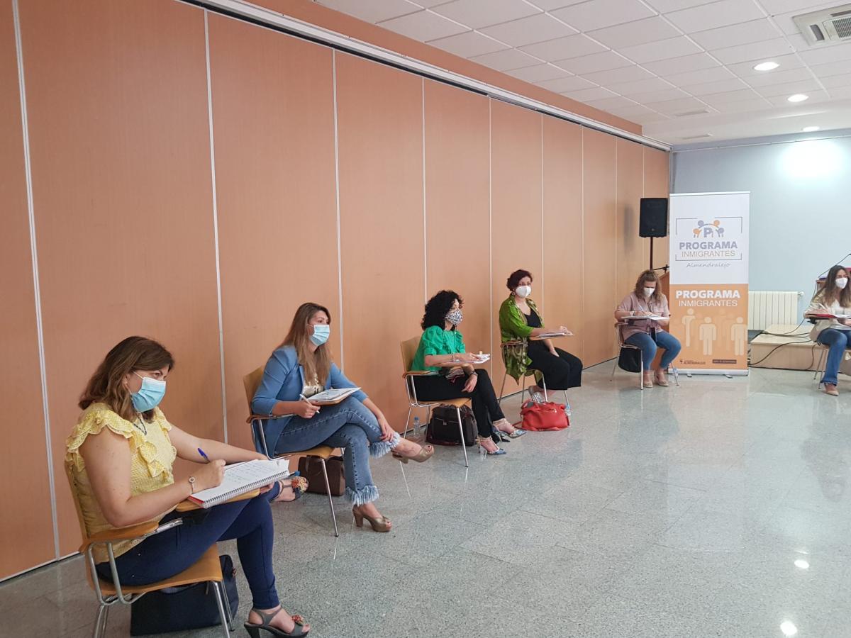 El Programa de Inmigrantes celebra una mesa de trabajo relativa al área de empleo