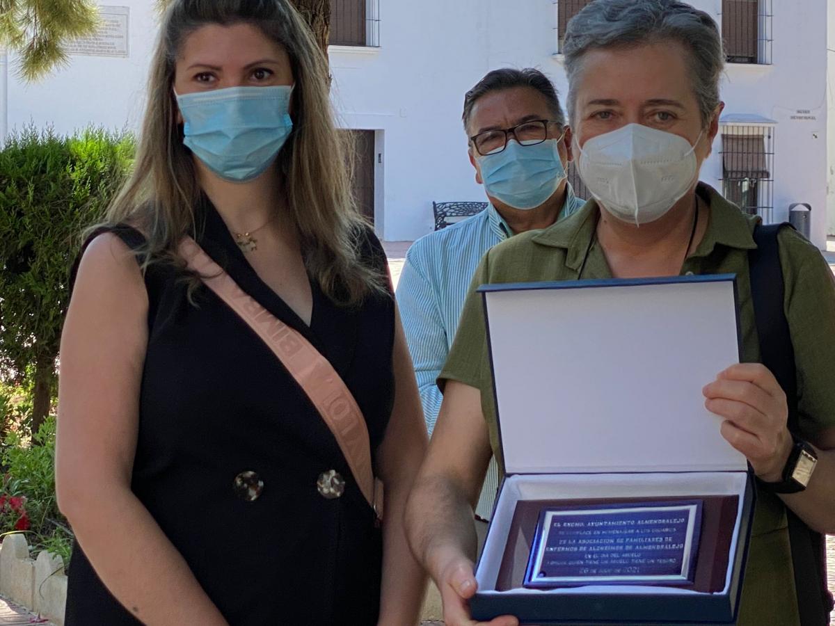 Homenajeados los mayores en el Día de los Abuelos