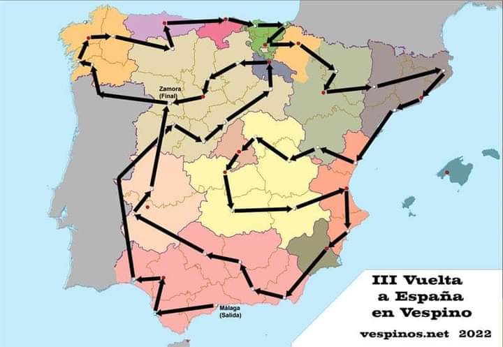 La III Vuelta a España en Vespino hace parada en Almendralejo