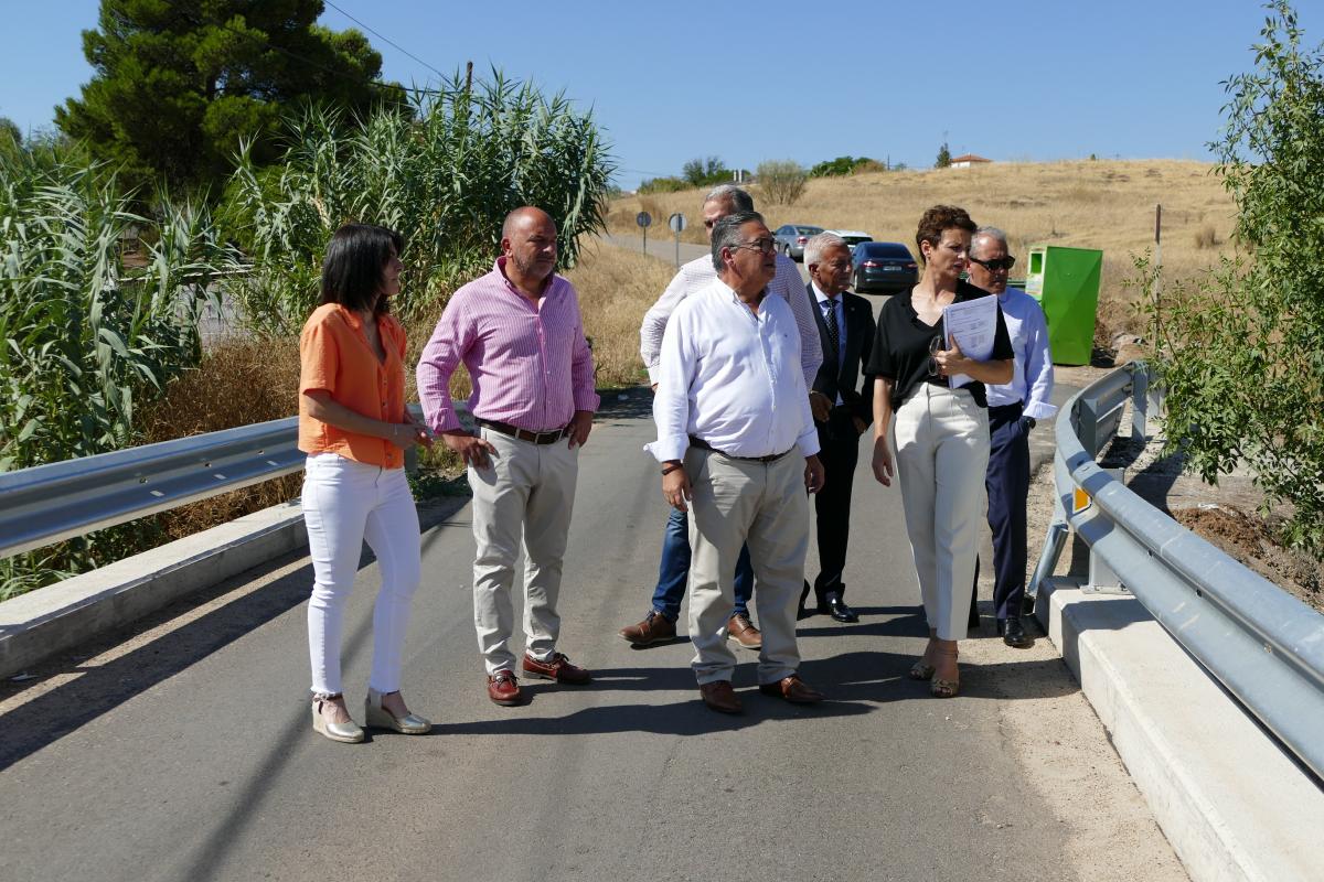 El alcalde visita con la secretaria general de Coordinación Territorial las zonas afectadas por la DANA de 2021