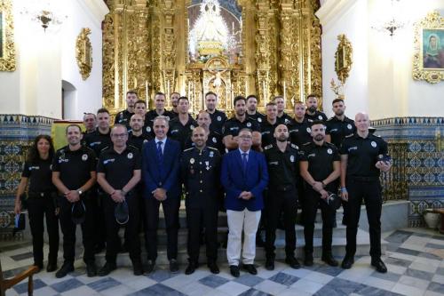 El alcalde felicita a la Policía Local en el día de sus santos patronos