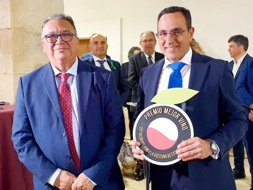 Entregados los premios a los mejores vinos, aceitunas  y aceites de Iberovinac 2024