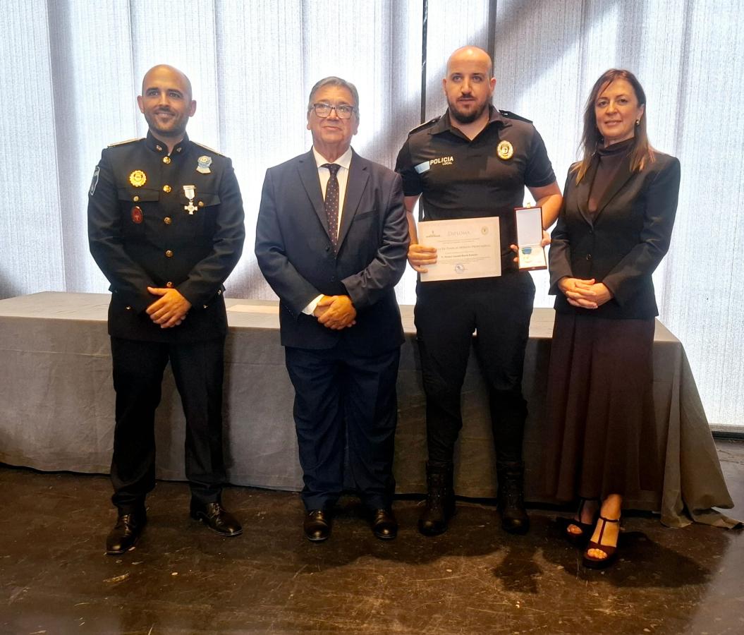 Almendralejo celebra la festividad de los Santos Patronos de la Policía Local con reconocimiento a la labor y entrega de sus agentes