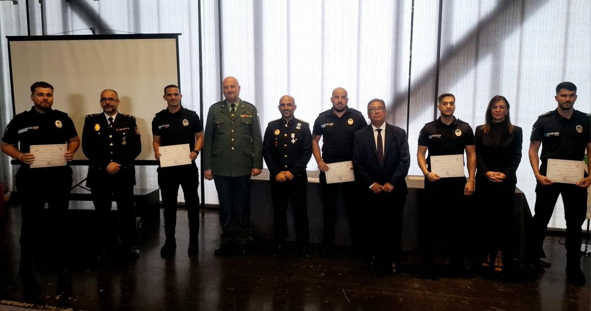 Almendralejo celebra la festividad de los Santos Patronos de la Policía Local con reconocimiento a la labor y entrega de sus agentes