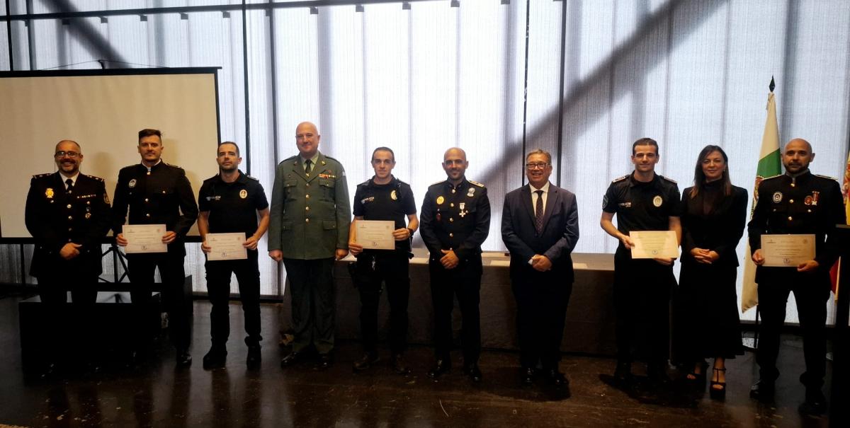 Almendralejo celebra la festividad de los Santos Patronos de la Policía Local con reconocimiento a la labor y entrega de sus agentes
