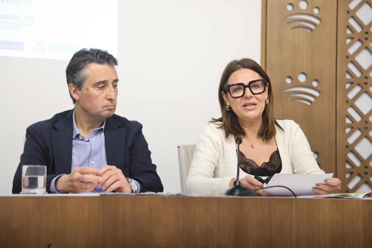 Las concejalas Josefina Barragán y Tamara Rodríguez presentan la IX Feria Gastronómica y Ruta de la Tapa de Almendralejo