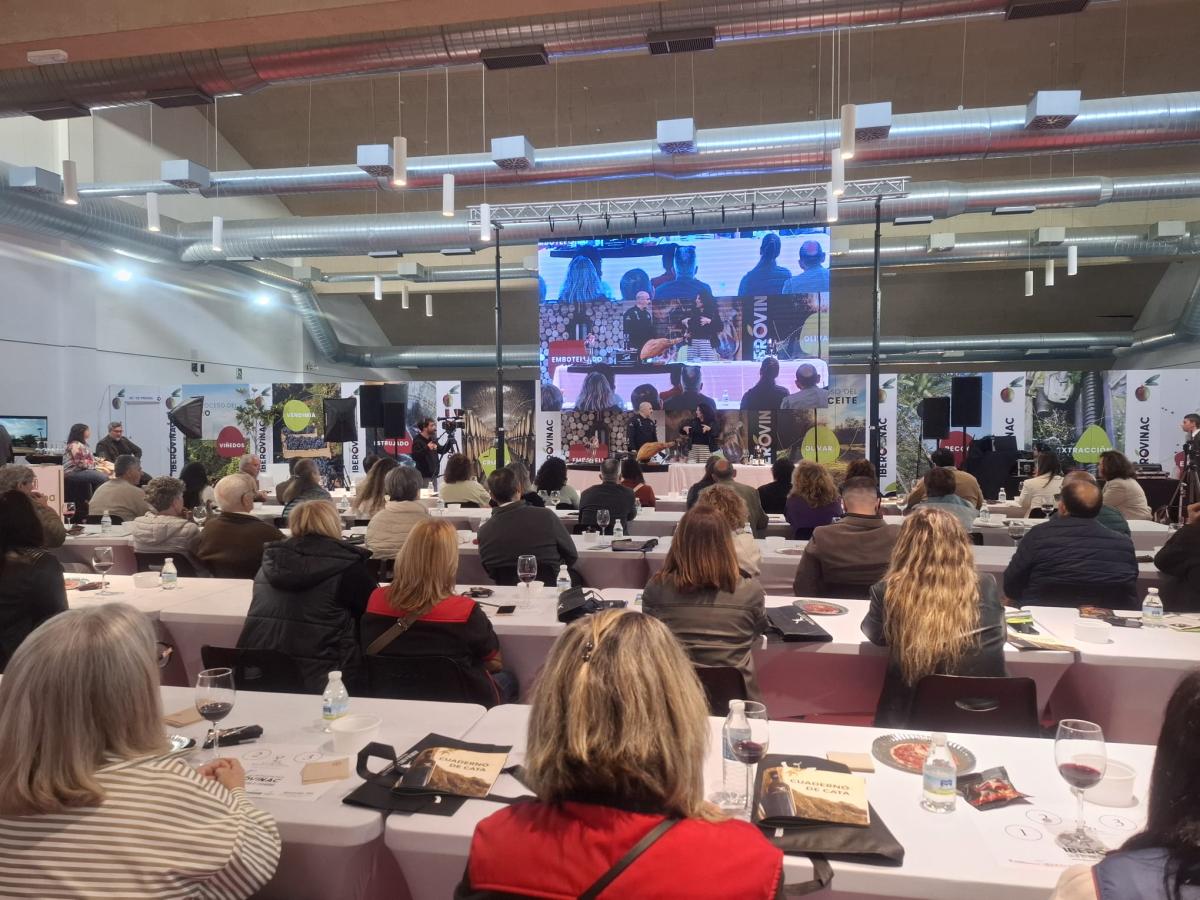 Almendralejo acoge desde mañana la 25ª edición del Salón del Vino  y la Aceituna de Extremadura (VINAC)